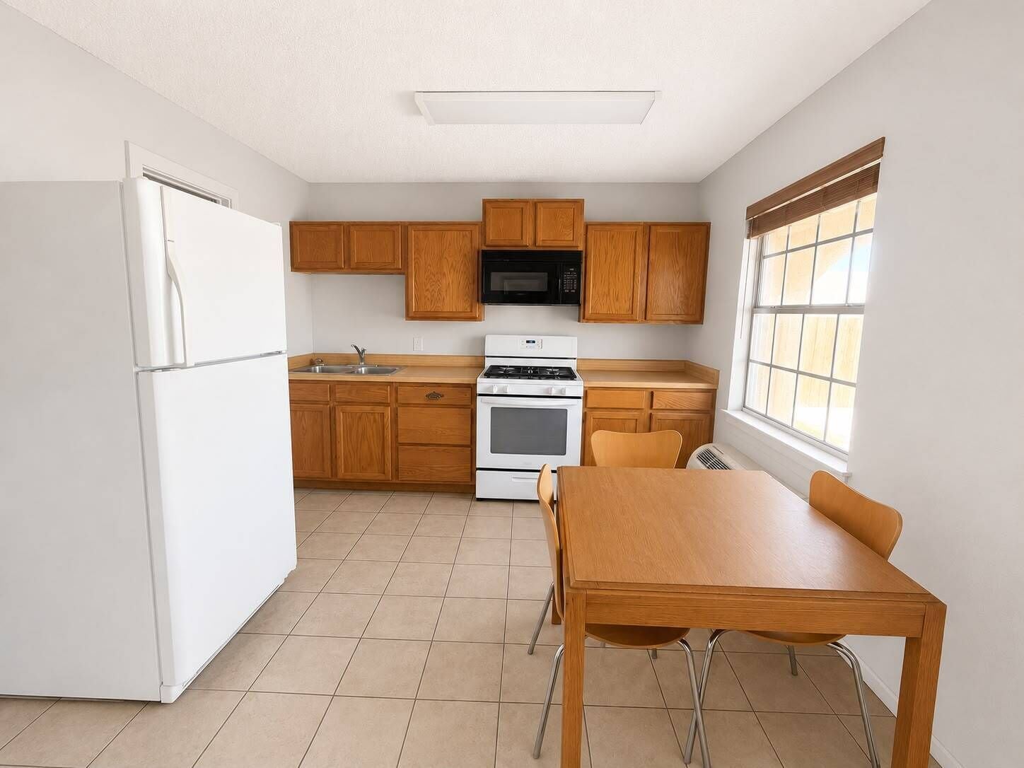 Studio Suite, Non Smoking, Kitchenette | Desk, laptop workspace, blackout drapes, iron/ironing board (on request)