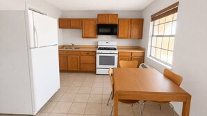 Suite estudio, no fumadores, cocina básica