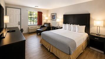 Standard Room, 1 Queen Bed, Non Smoking