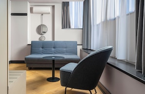 Hochwertige Bettwaren, Tempur-Pedic-Betten, Minibar, Zimmersafe
