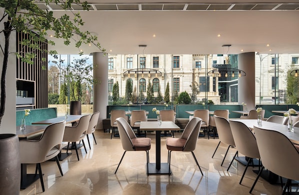 Breakfast, lunch, dinner served; local cuisine - Leonardo Hotel Bucharest City Center (Bucharest)