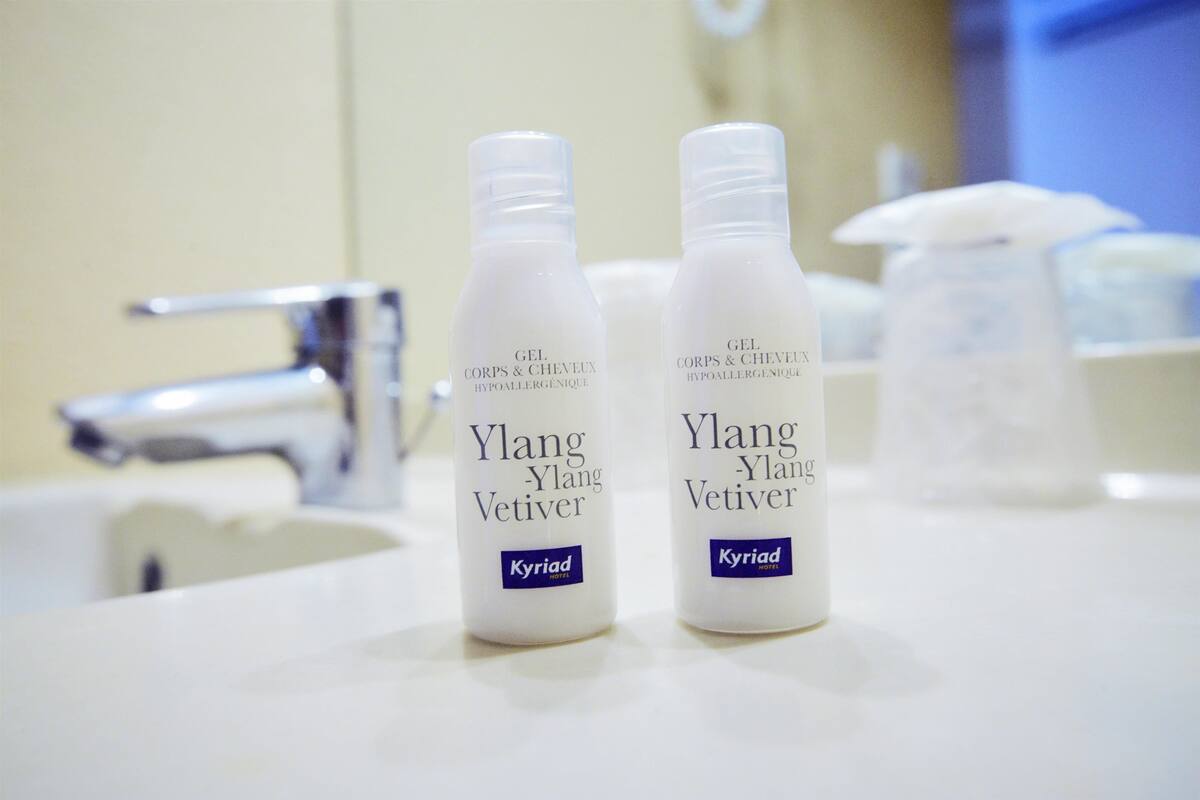 shower, eco-friendly toiletries, hair dryer, towels