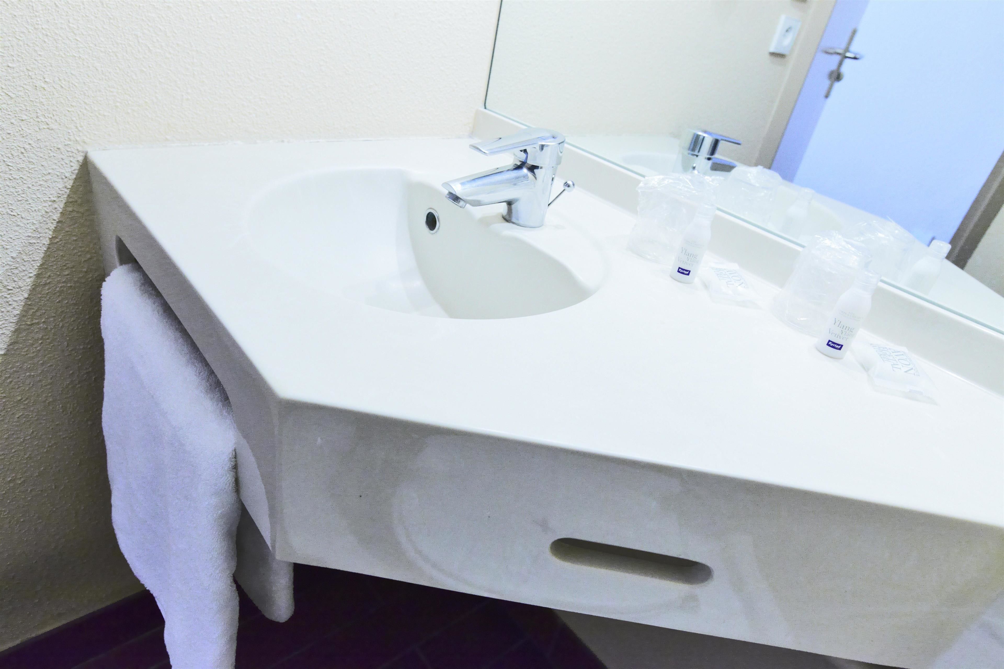 shower, eco-friendly toiletries, hair dryer, towels