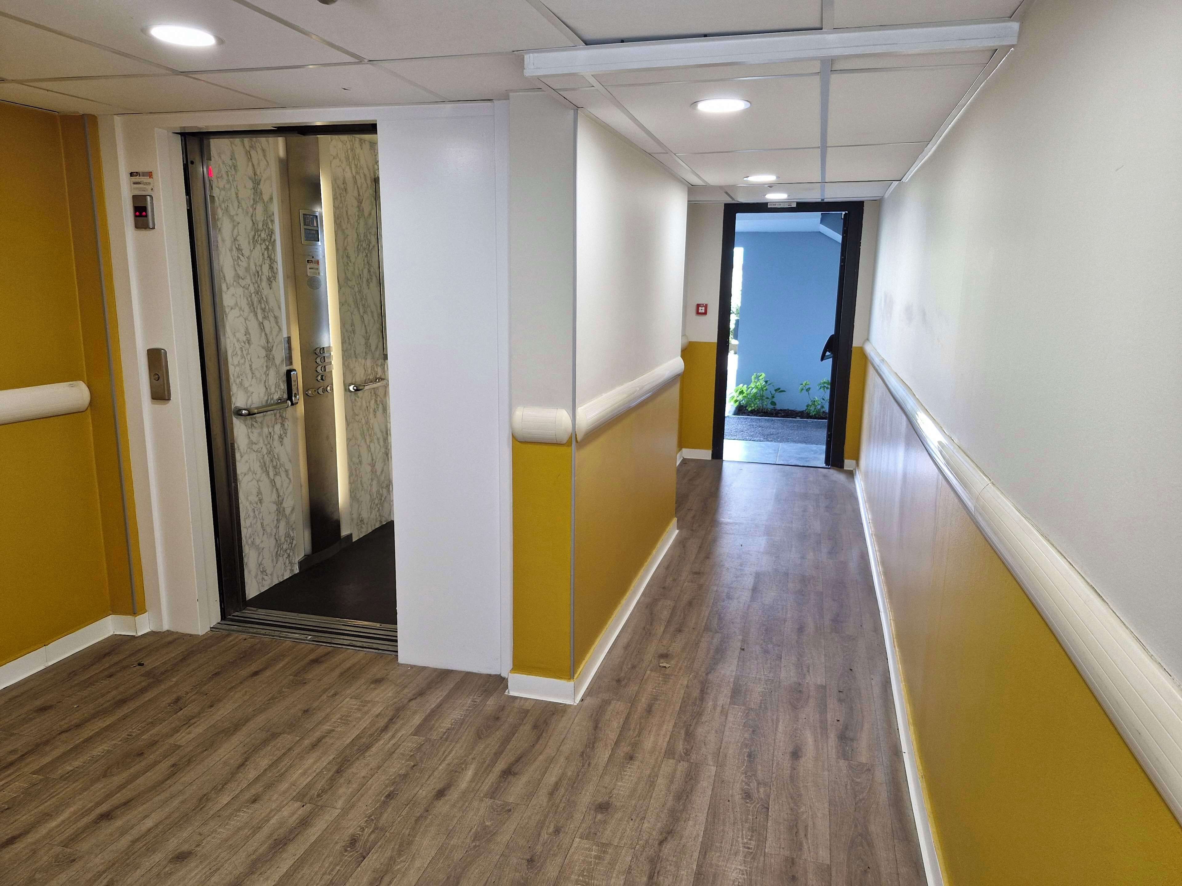 Foto - Kyriad Carcassonne - Aéroport