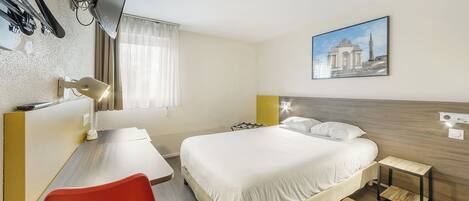 Standard Room, 1 Queen Bed, Non Smoking