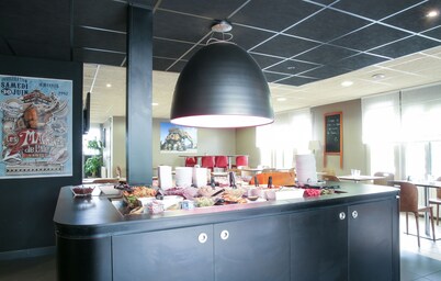 Hôtel Inn Design Laval 