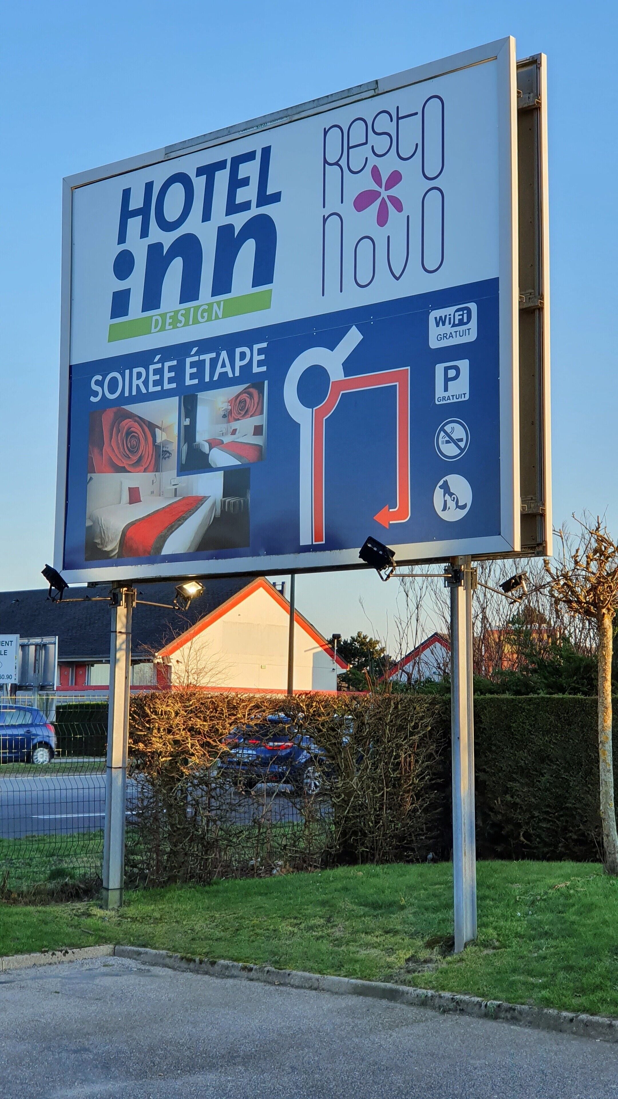 Foto - Hôtel Inn Design Laval