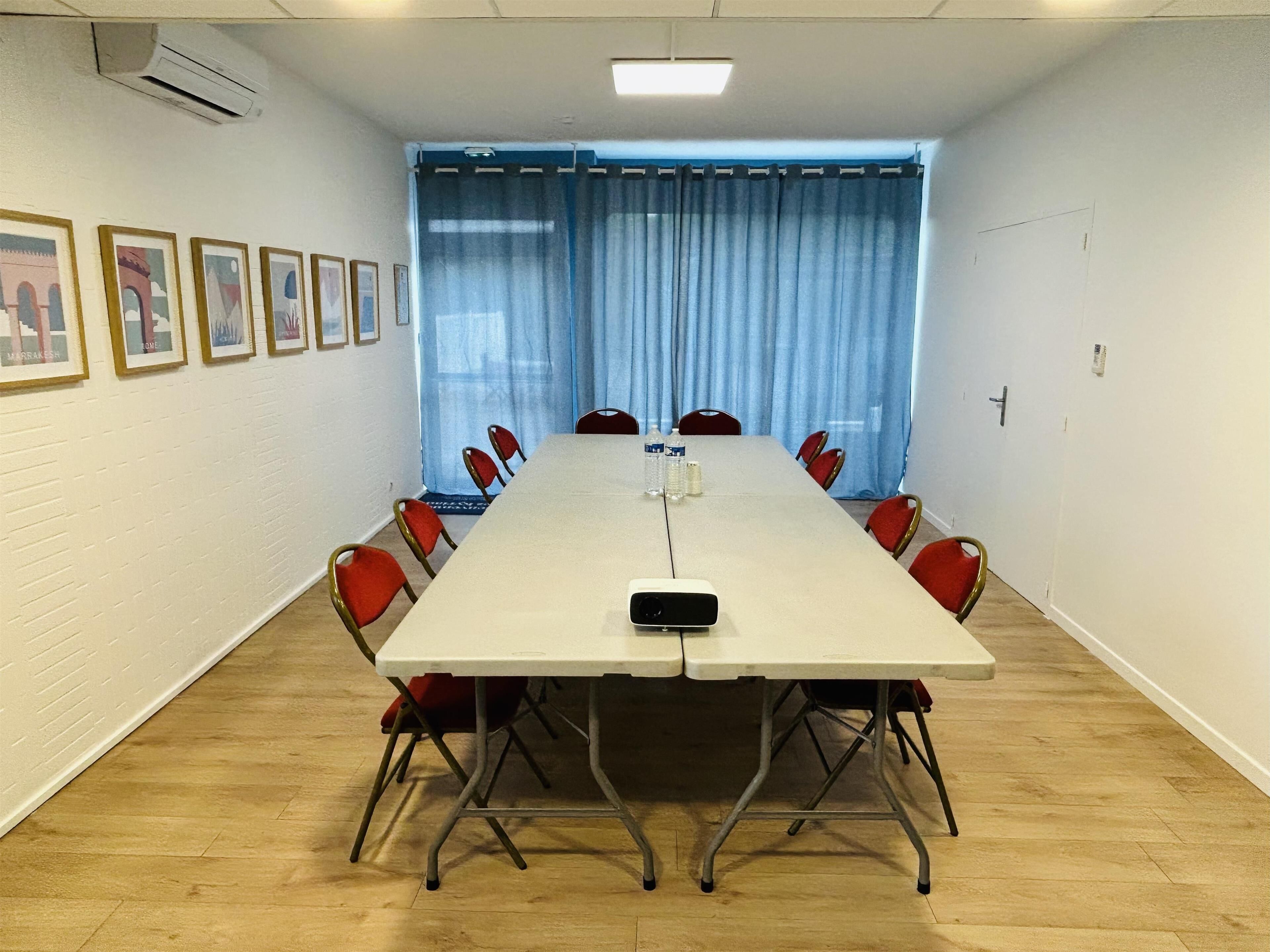 Photo - Kyriad Martigues Sud