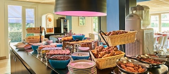 Kyriad Niort Est - La Crèche