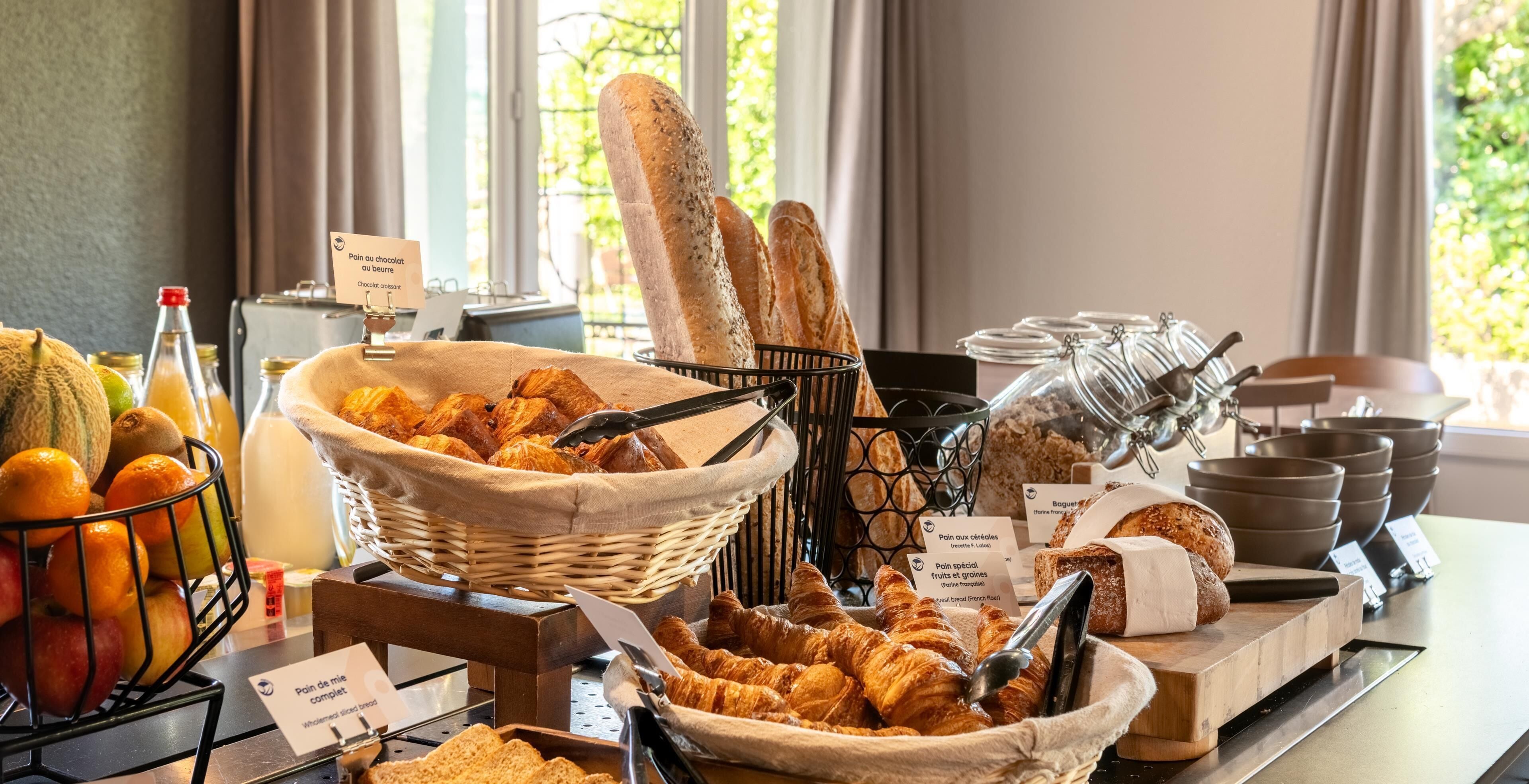 Dagelijks ontbijtbuffet (EUR 14 per persoon)