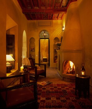 Deluxe Double Room | Courtyard view