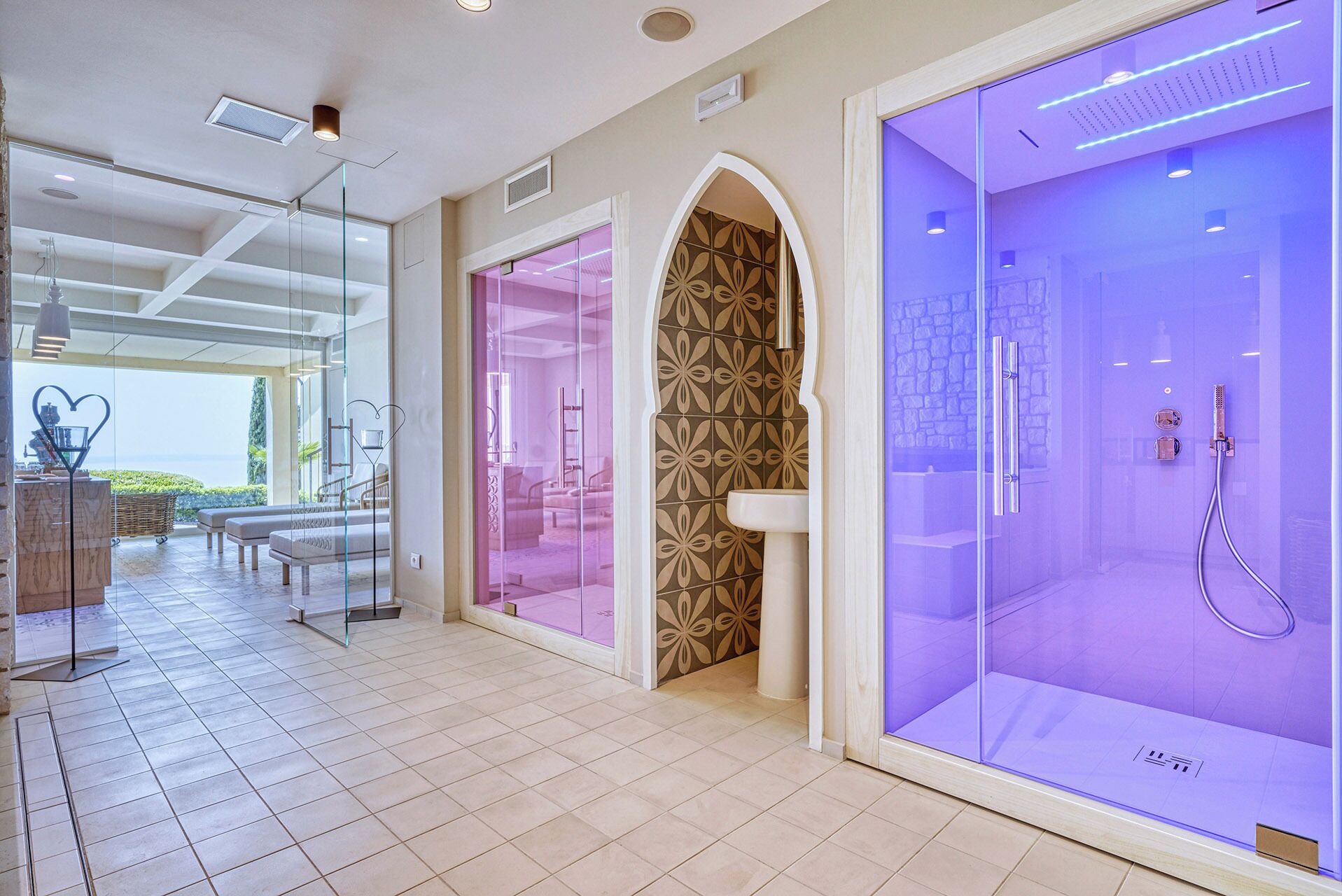 sauna, body treatments, hot stone massages, sports massages, body wraps