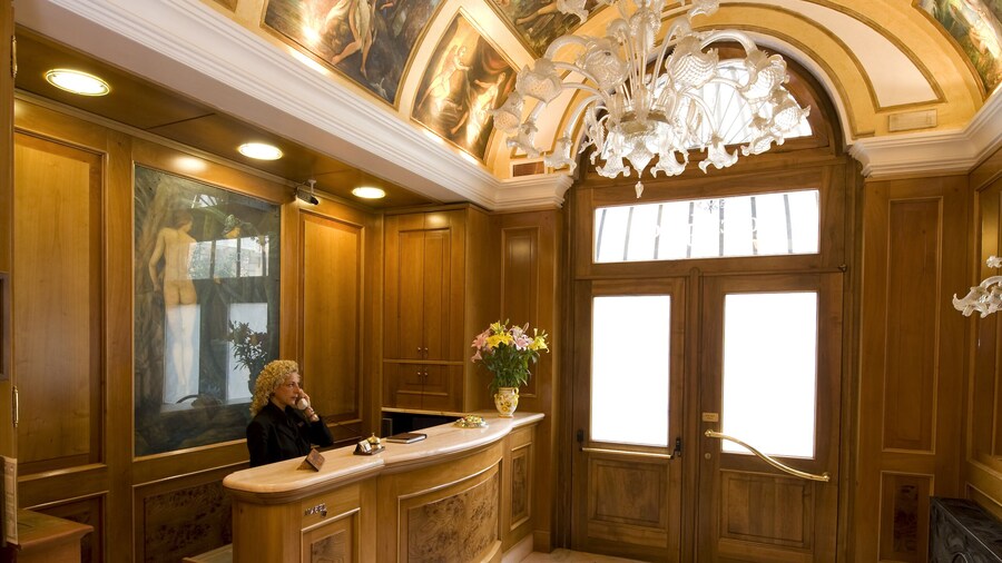 Hotel Joli