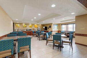 Desayuno continental incluido todos los días 