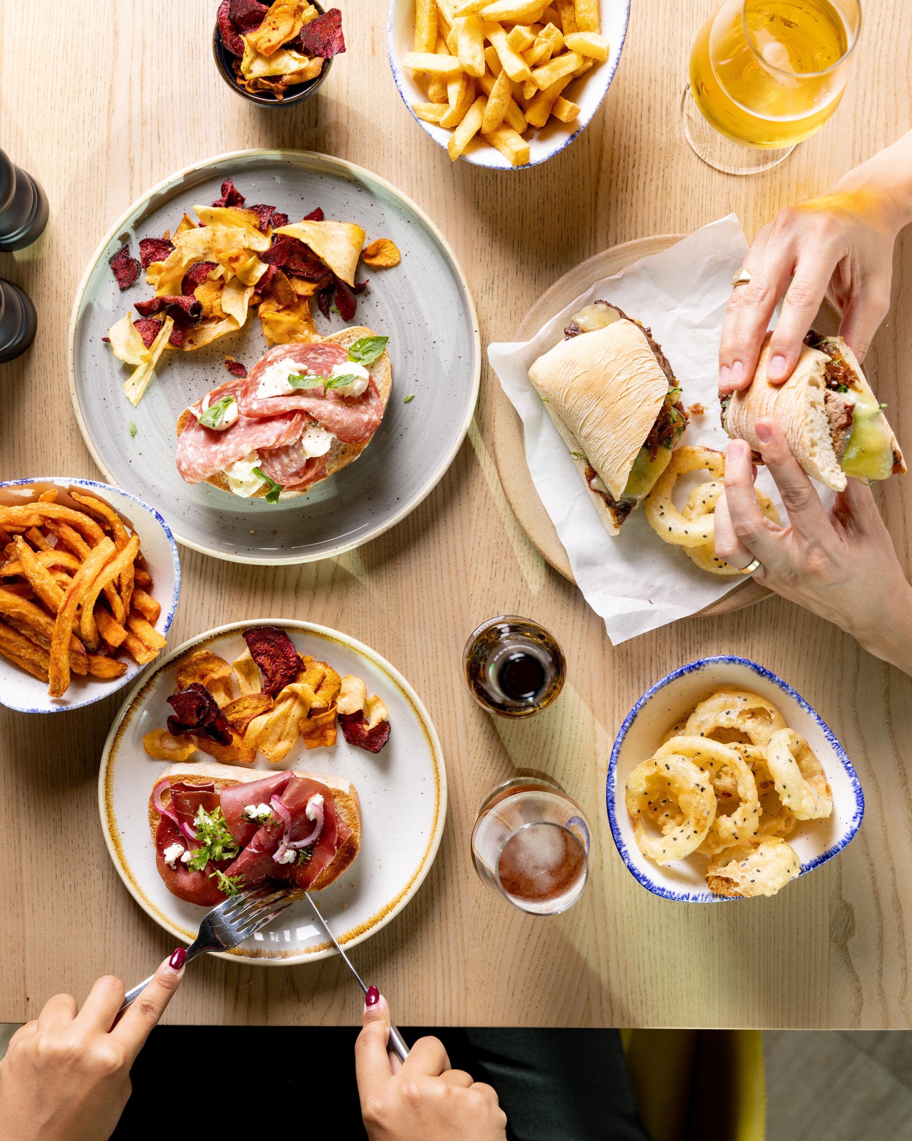 Alimentação e bebidas