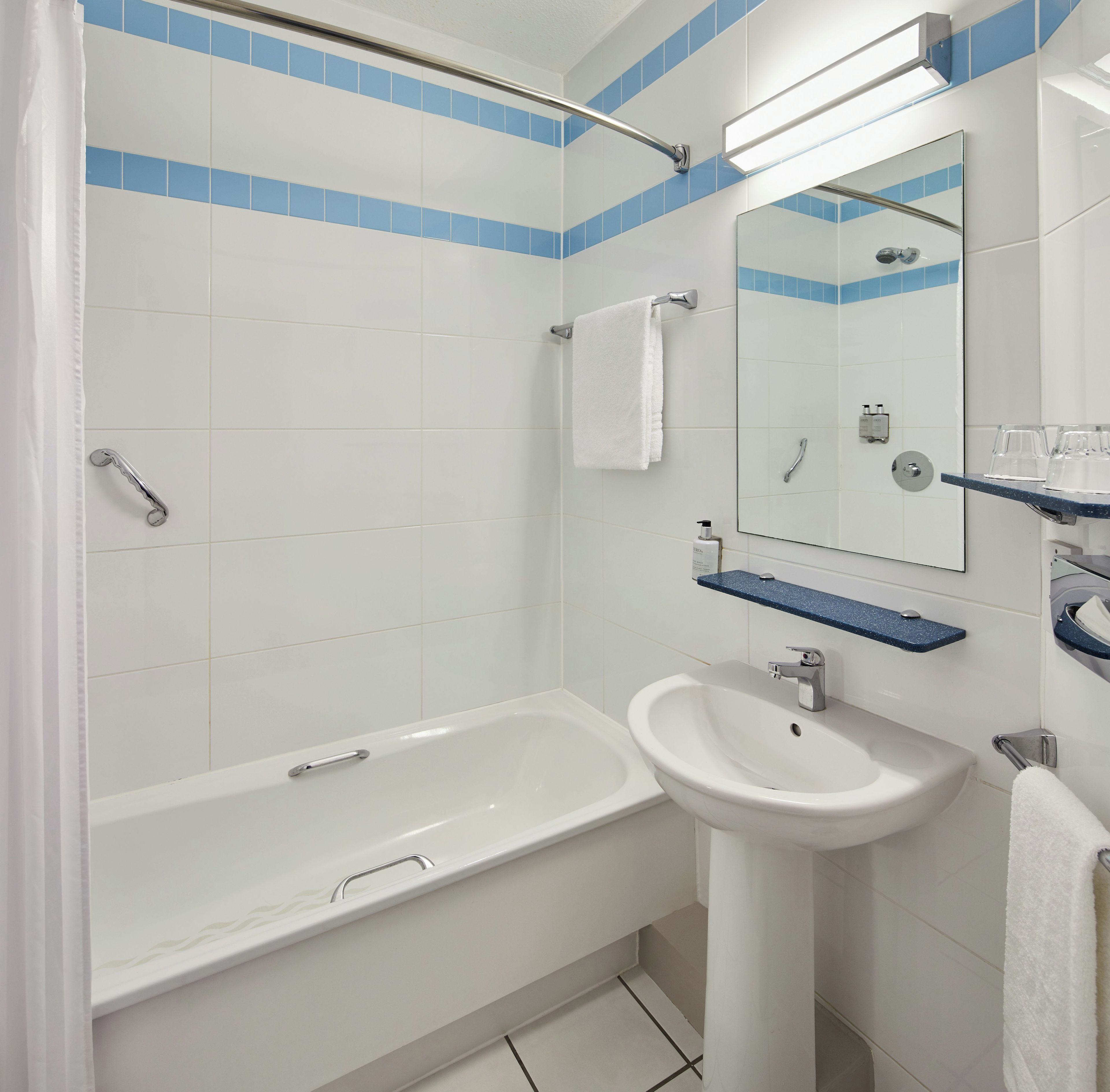 Ducha y bañera combinadas y artículos de higiene personal ecológicos