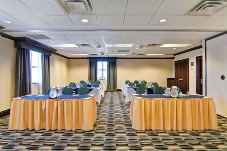 Homewood Suites by Hilton Toronto Mississauga - Image 33