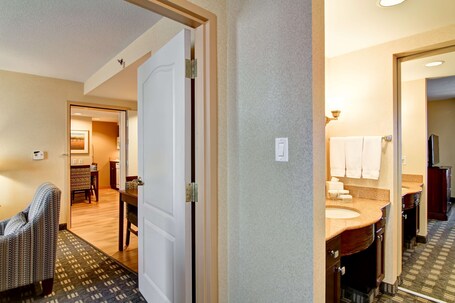 Homewood Suites by Hilton Toronto Mississauga - Image 17