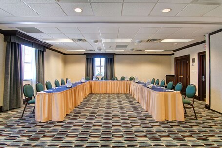 Homewood Suites by Hilton Toronto Mississauga - Image 32