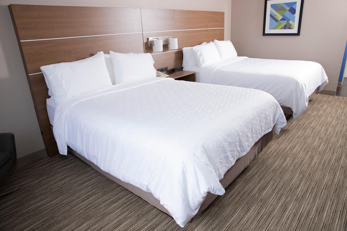 In-room safe, desk, blackout drapes, iron/ironing board