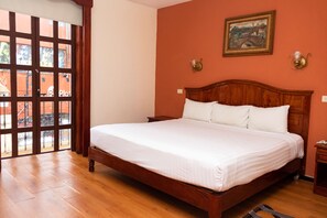 Standard Room, 1 King Bed, Non Smoking | In-room safe, iron/ironing board, free WiFi, bed sheets - Best Western Hotel Madan (Villahermosa)