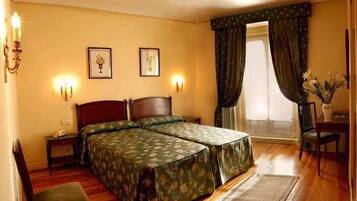 In-room safe, desk, blackout drapes, free cribs/infant beds