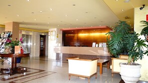 Reception - Aparthotel Vistamar (Benalmádena)