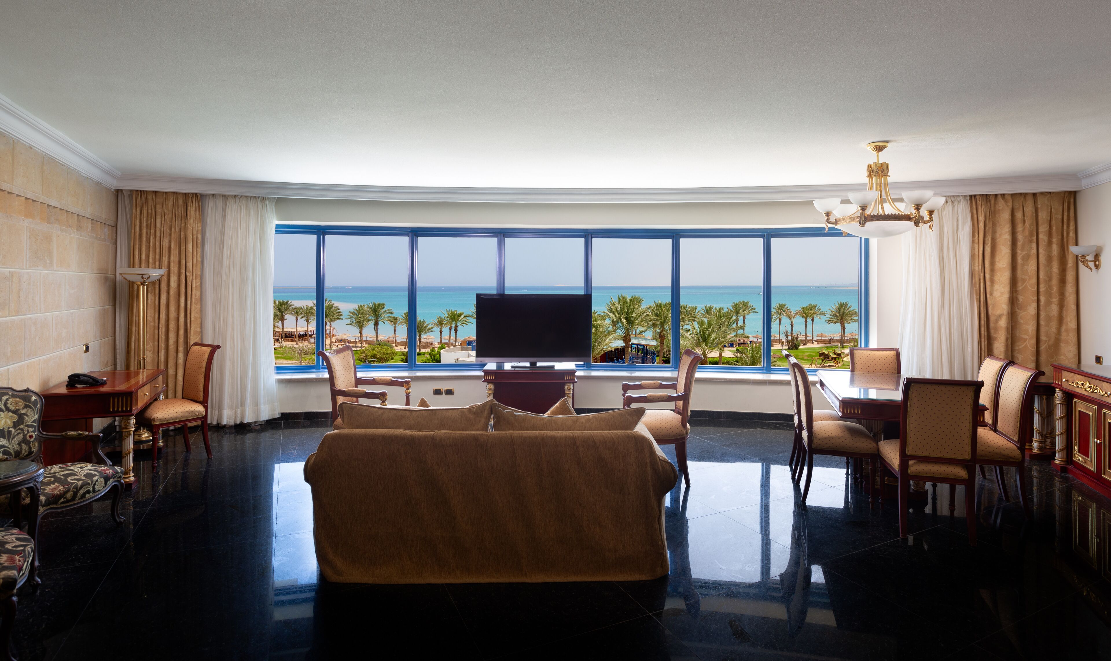 Palm Royale Resort - Soma Bay