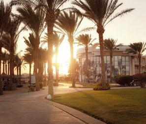 Building design - Palm Royale Resort - Soma Bay (Soma Bay)