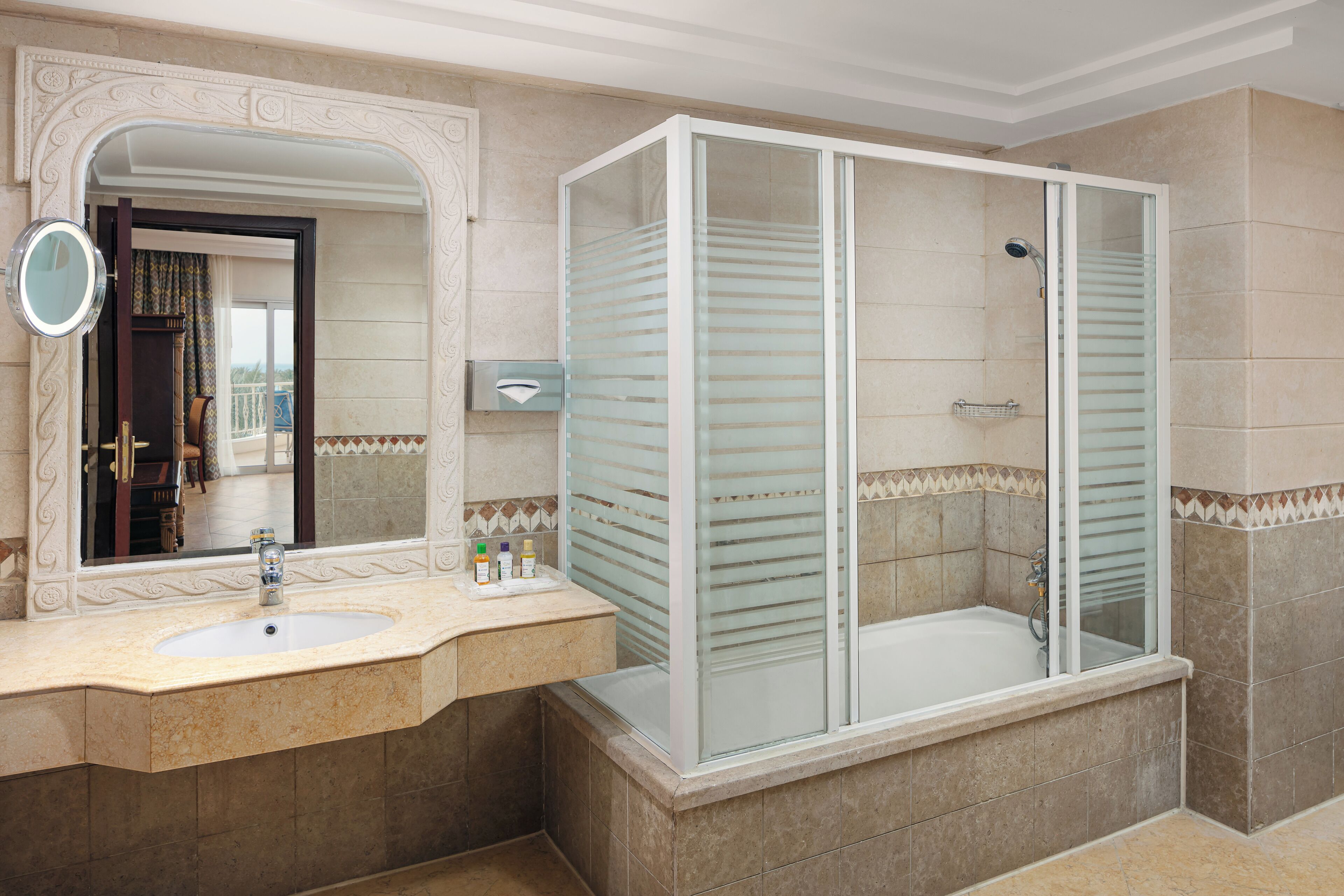 family room | bathroom | bathtub, deep-soaking bathtub, free toiletries, hair dryer