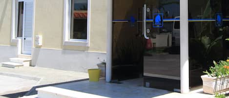 EntrĂ©e de lâhĂ©bergement