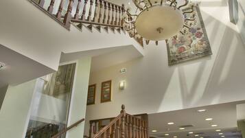 Check-in-/Check-out-Schalter