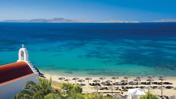Spiaggia privata, cabine da spiaggia gratuite, lettini da mare