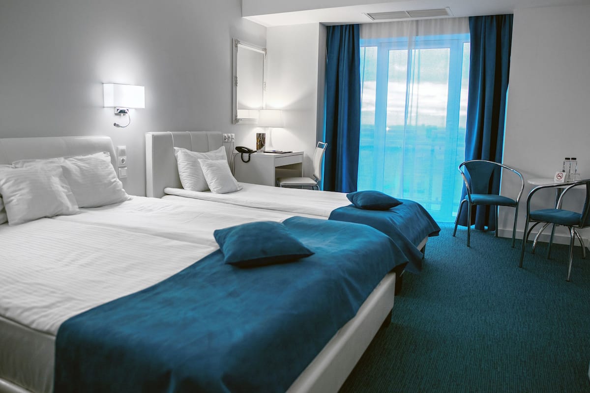 Standard Triple Room | 1 bedroom, minibar, in-room safe, desk