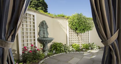 The Chanler at Cliff Walk