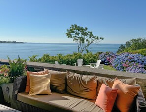 2 restaurants, spécialités Cuisine européenne moderne