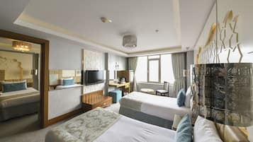 1 bedroom, premium bedding, minibar, in-room safe