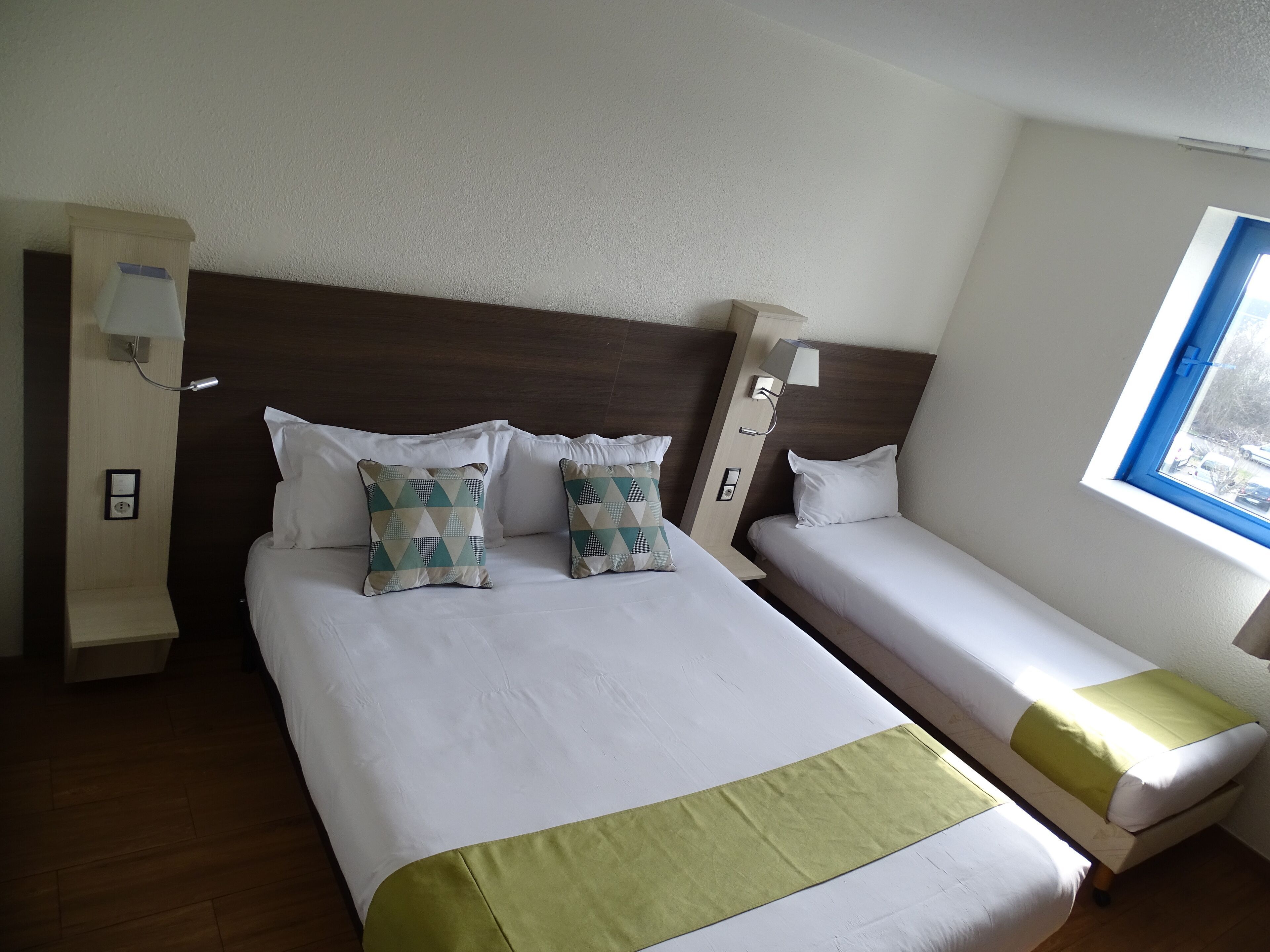 Desk, free WiFi, bed sheets, wheelchair access
