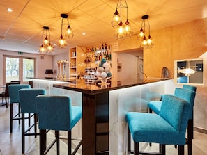 Bar (en la propiedad)