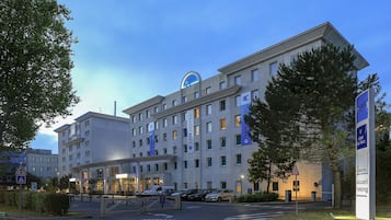 Mặt tiền nơi lưu trú