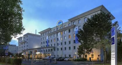 Cyan Hotel Roissy Villepinte Parc Des Expositions