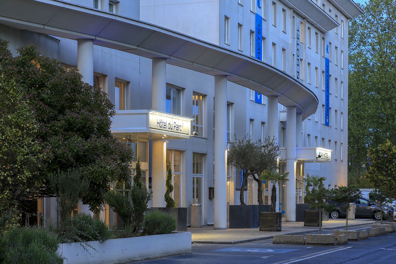 Overnatningsstedets facade