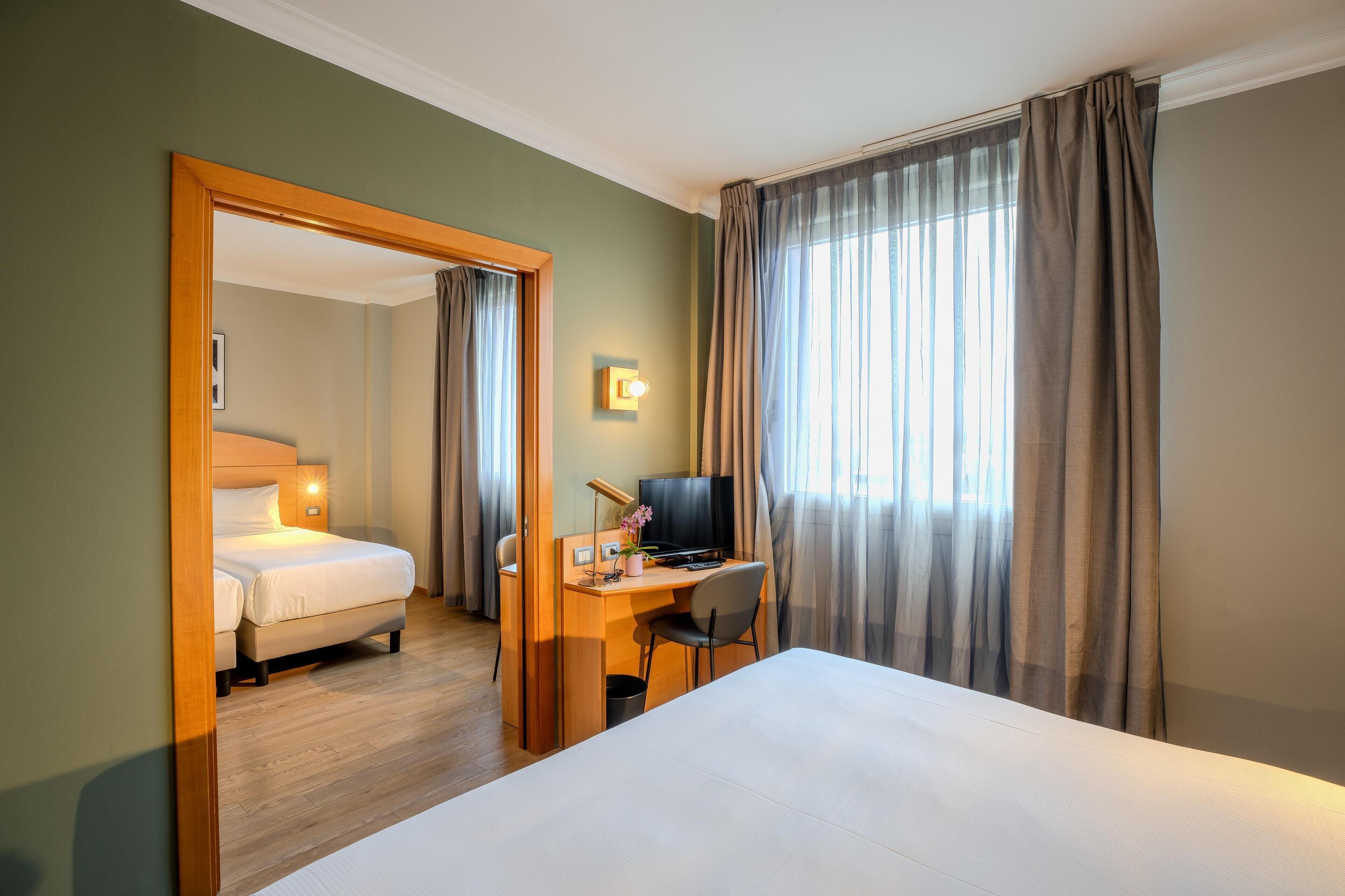 ห้องสแตนดาร์ด, เตียงควีนไซส์ 1 เตียง และโซฟาเบด | ผ้านวมขนเป็ด, โต๊ะทำงาน, ผ้าม่านกันแสง, ห้องเก็บเสียง