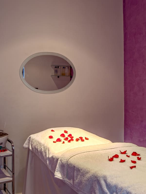 Espace de soins pour les couples, hammam, soins corporels