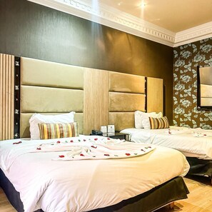Ropa de cama de alta calidad y minibar 