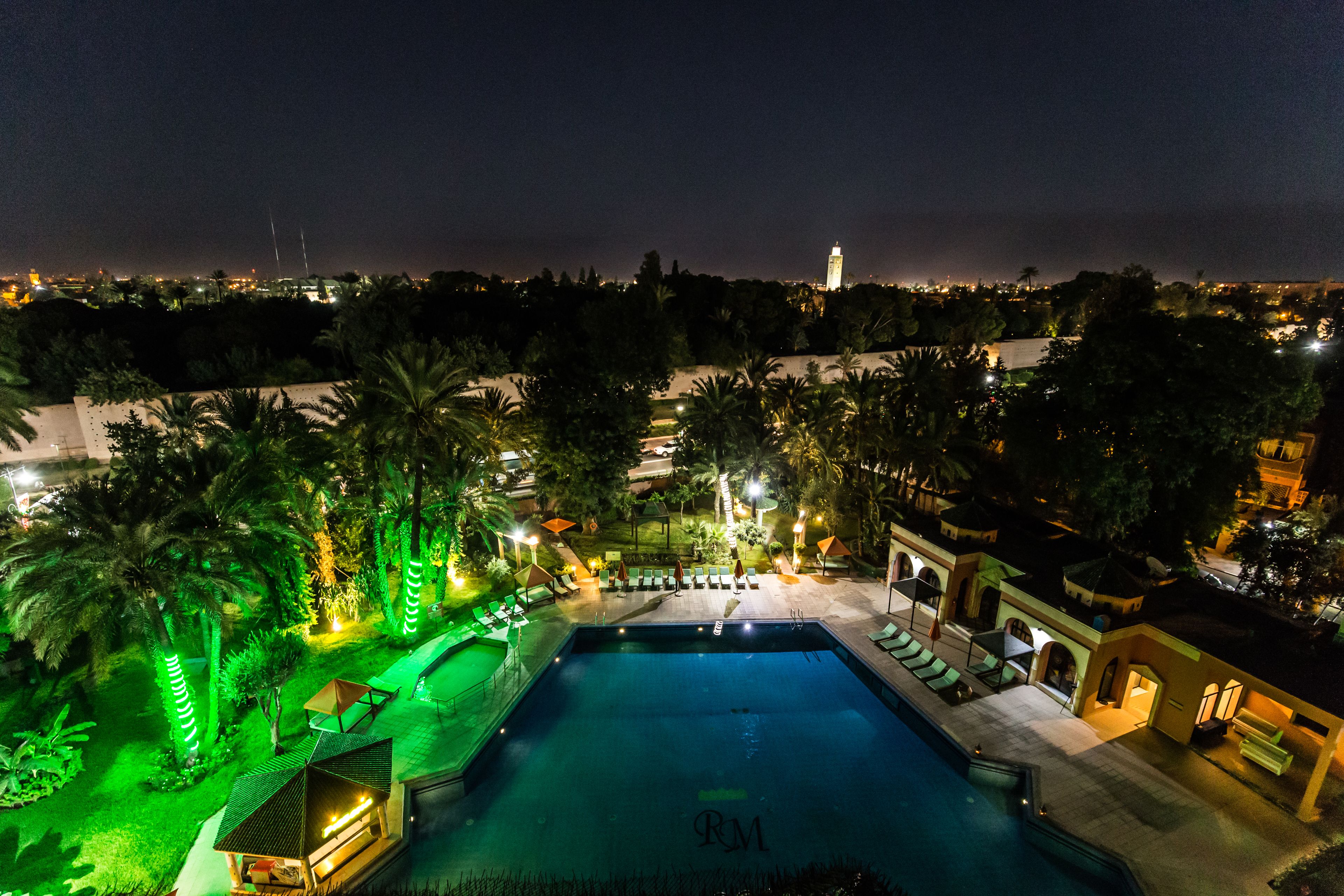 المنشأة من الخارج