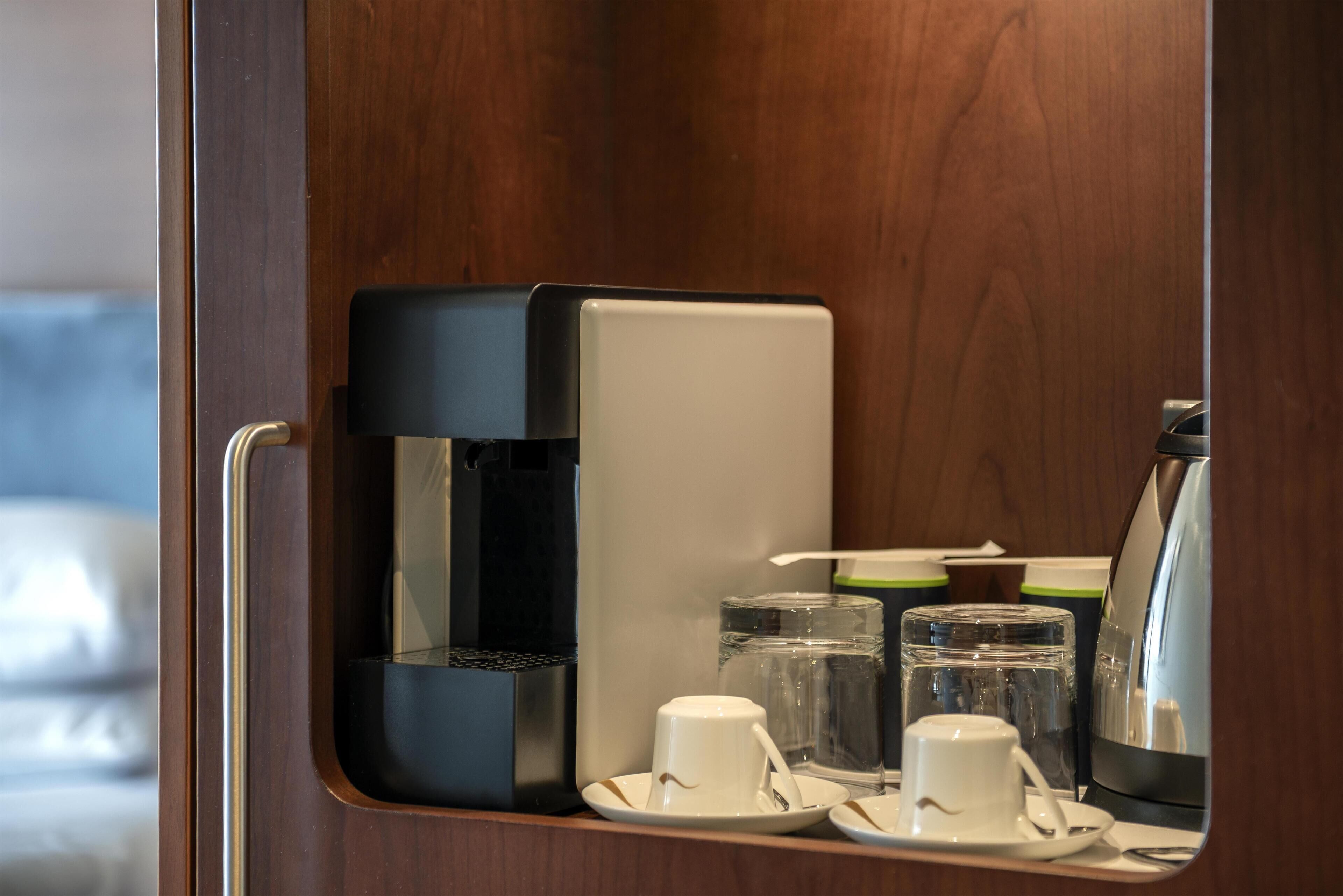 Literie hypoallergénique, couette en duvet d'oie, minibar