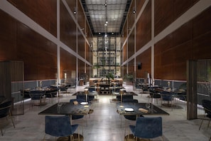 Restaurant - DoubleTree by Hilton Turin Lingotto (Turin)