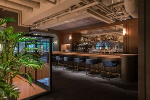 2 か所のバー / ラウンジ