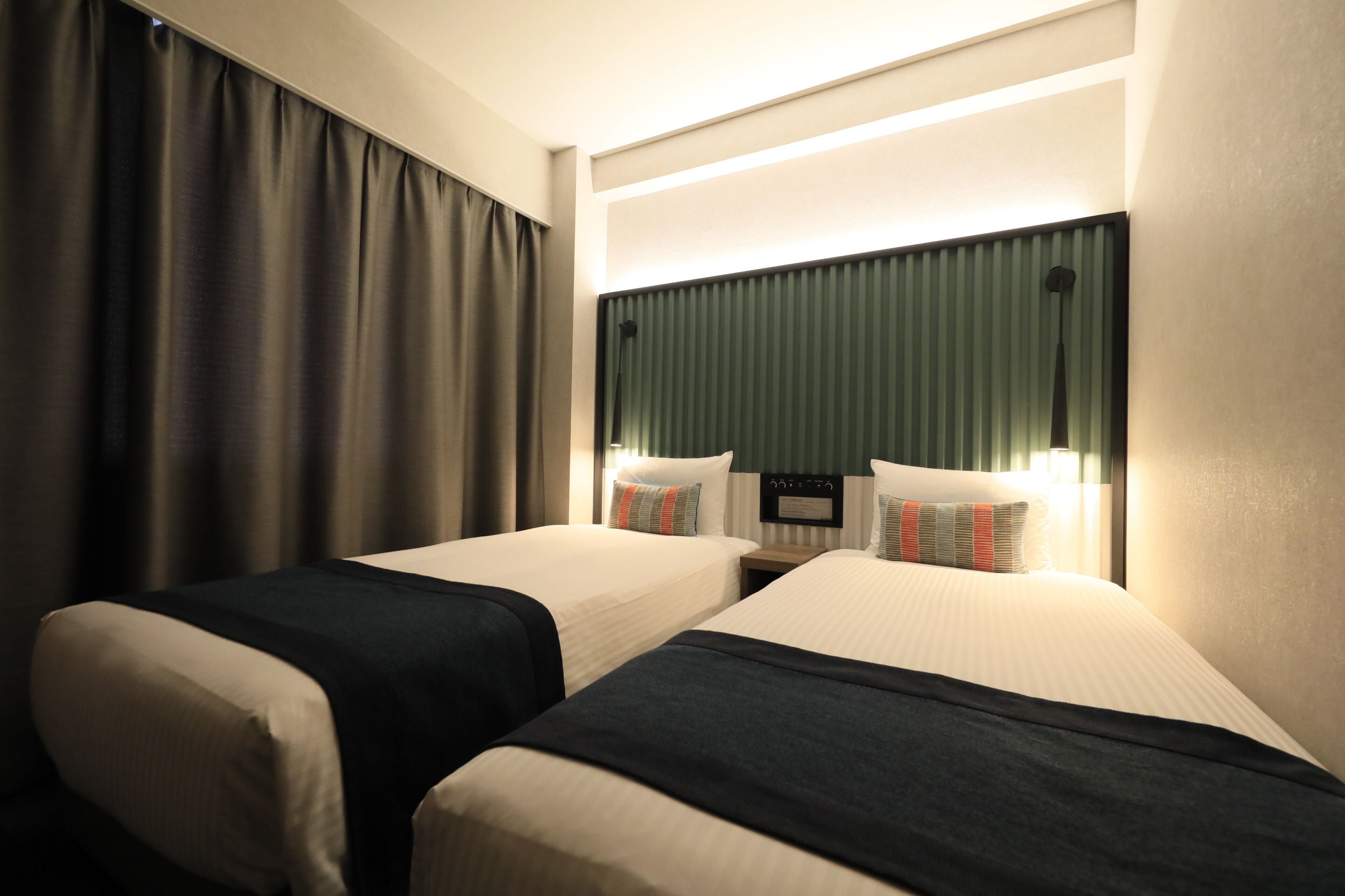 14 Sqm, Standard Twin Room (Bed Type: Single bed is arranged) | Down comforters, in-room safe, WiFi (free), bed sheets